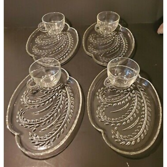 Vintage Hospitality Snack Set Clear Glass Federal Glass Company Set of 4 - Picture 2 of 5